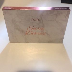 PUR Soirée Diaries Palette